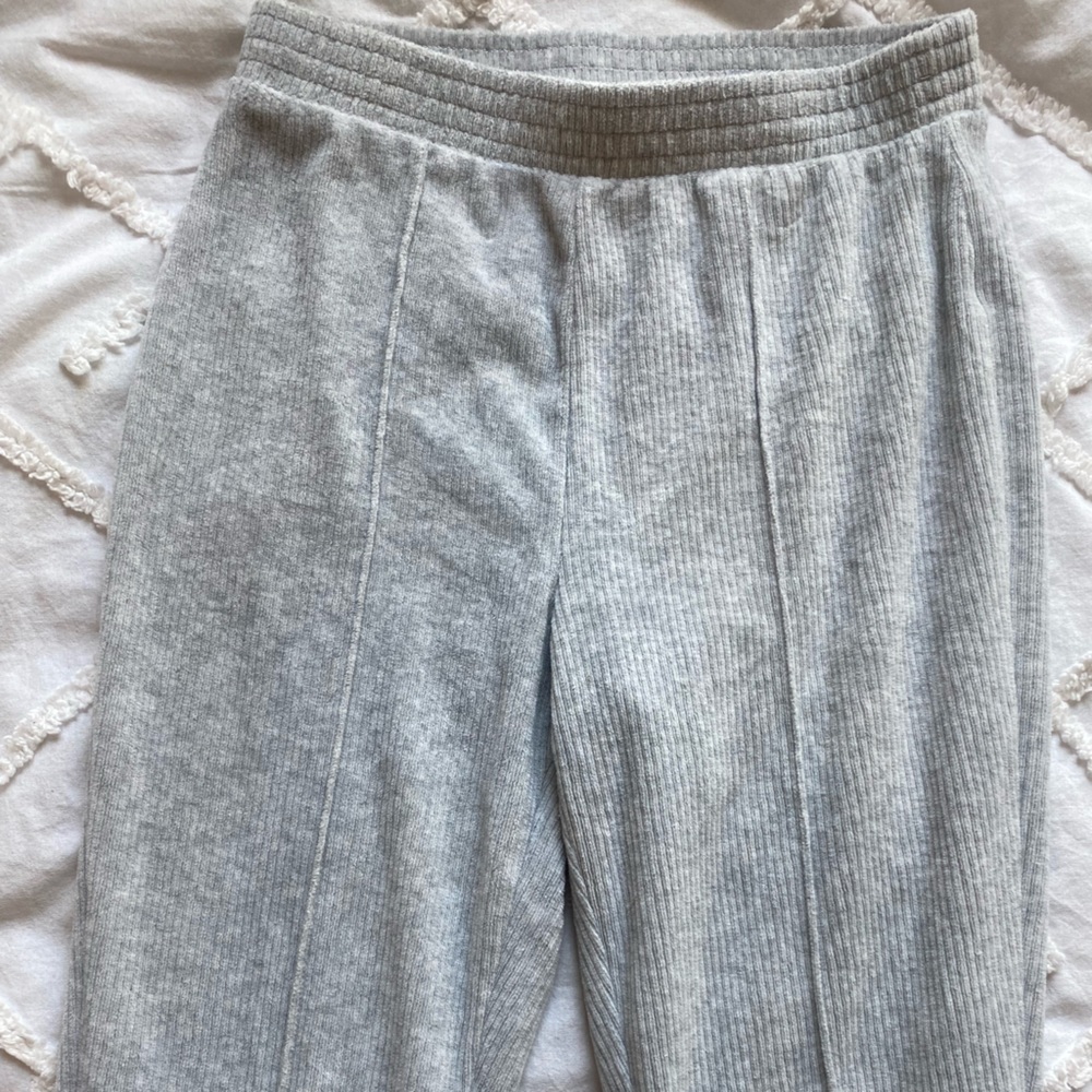 XS aerie leggings grey flare and soft